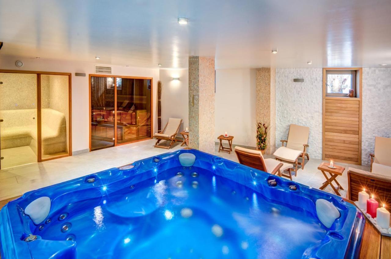 & Relax Zone Cattleya Kruszuna