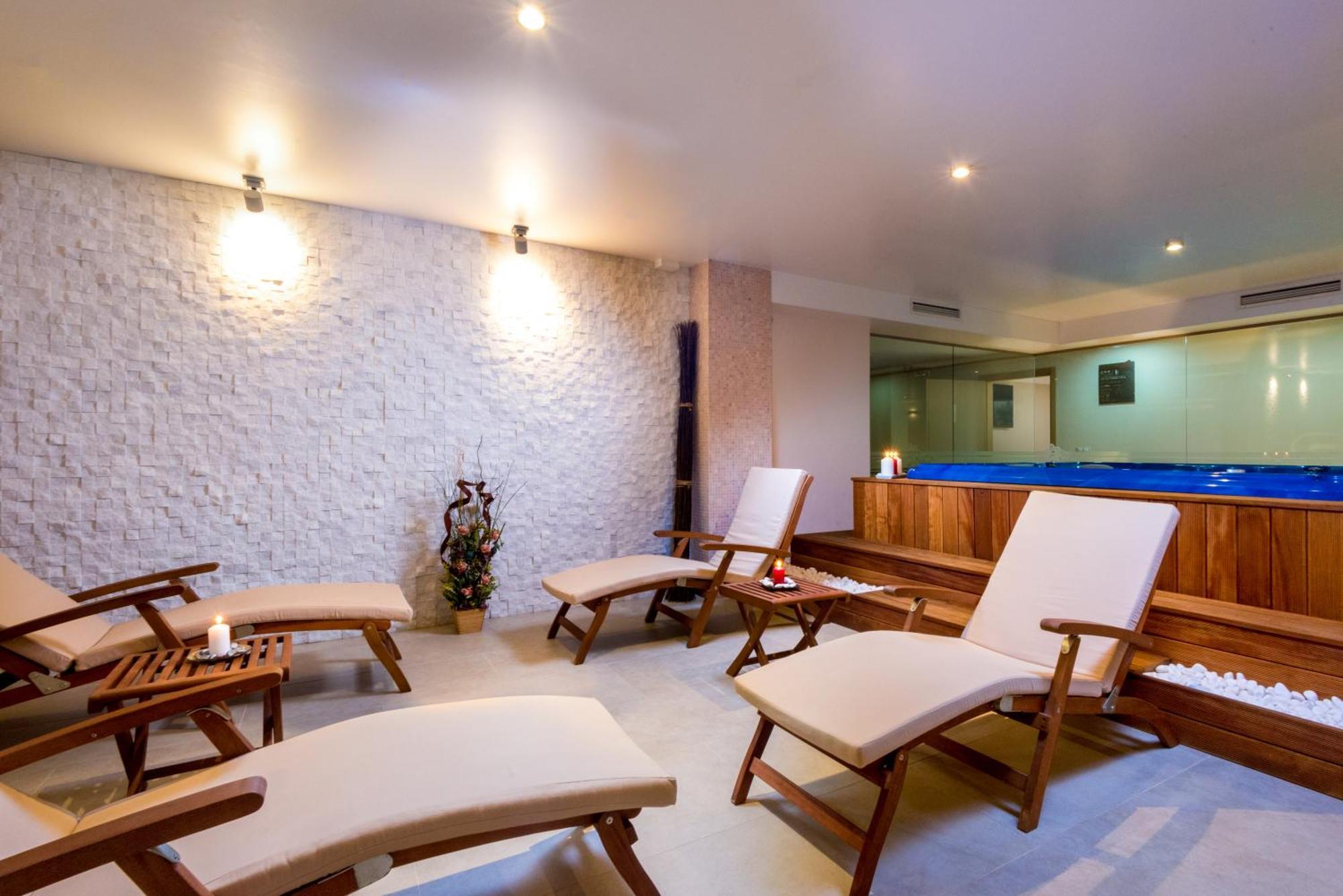 & Relax Zone Cattleya Kruszuna