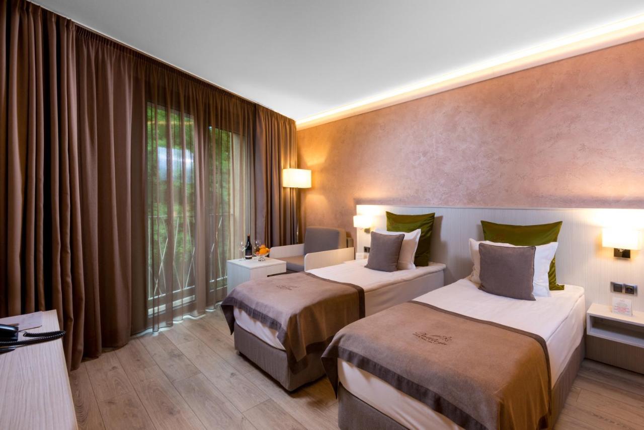 Hotel & Relax Zone Cattleya Kruszuna