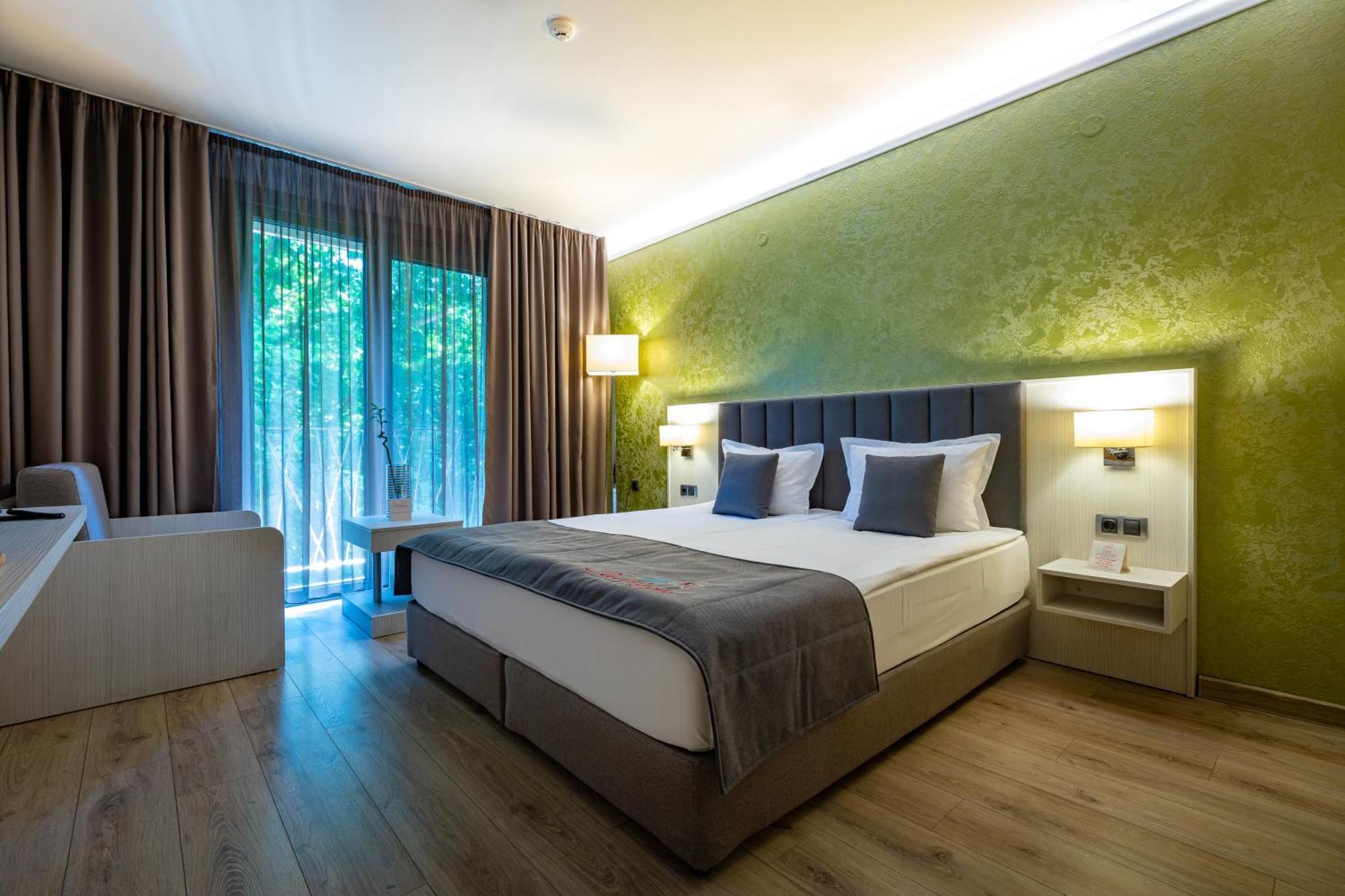 & Relax Zone Cattleya Kruszuna