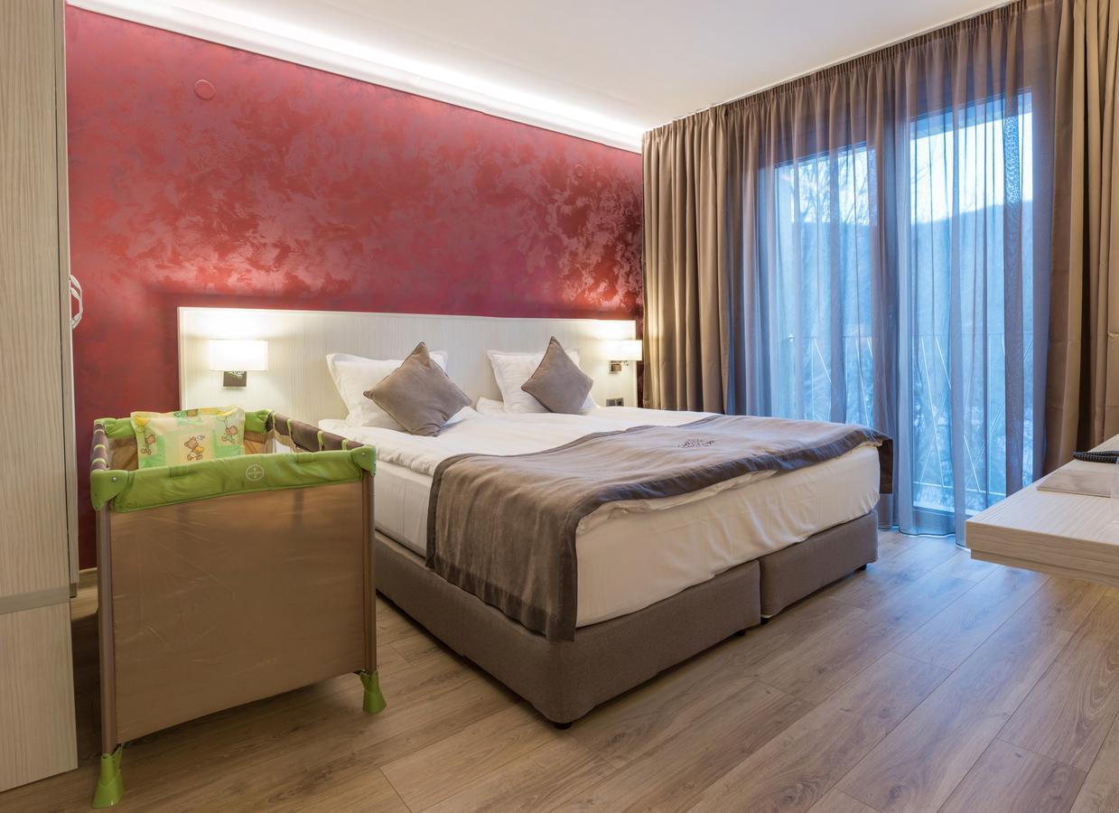 Hotel & Relax Zone Cattleya 3*